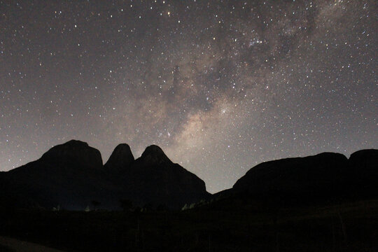 dairy village in tres picos - via lactea nos tres picos