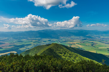 Subiendo hacia el monte Baranek, Ziar, Eslovaquia © AcasPhotography