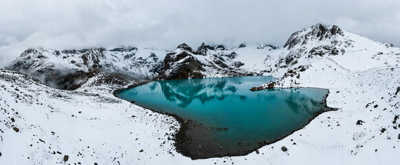 Panoramic picture of the lake of Fitz Roy trekking spot in Chalten, Argentina