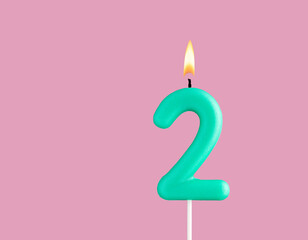 Birthday card with green number 2 candle - Pastel pink background