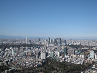 東京上空から見たビル群