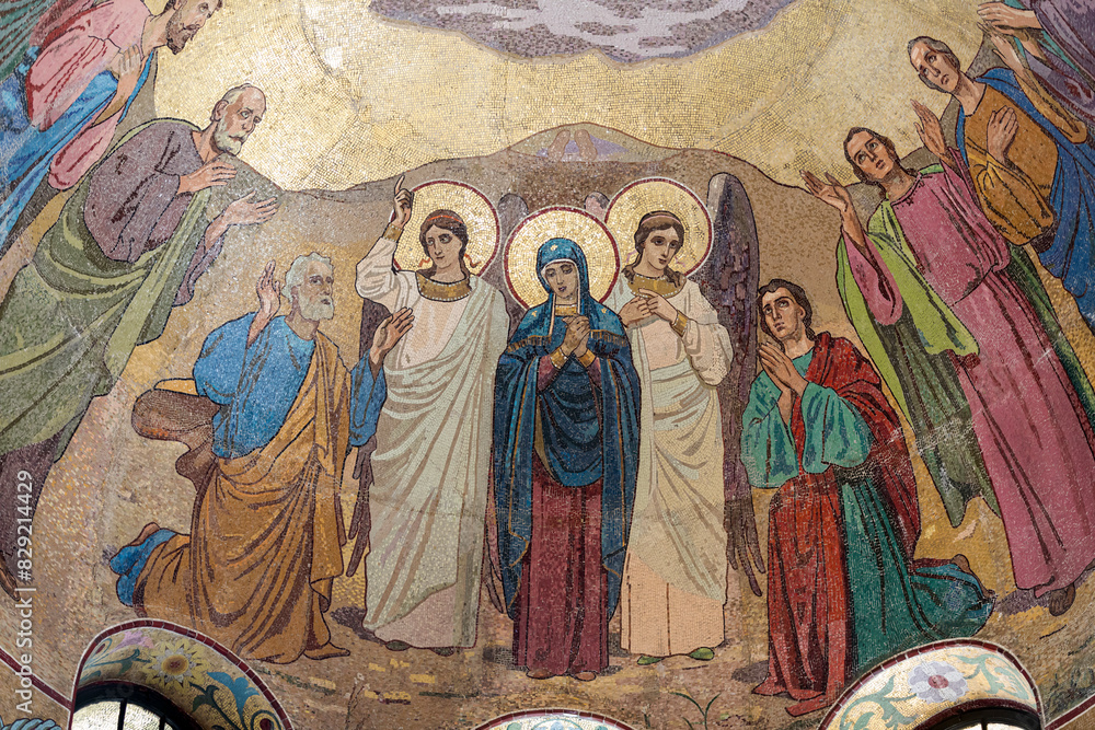 Wall mural virgin mary surrounded by angels and saints