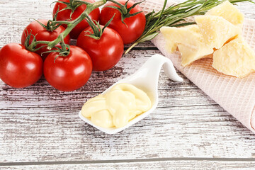 Cheese sauce in the bowl