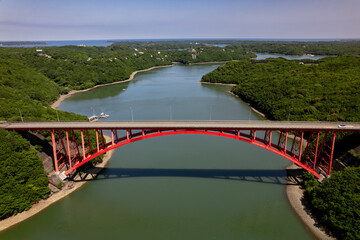 的矢湾大橋（ドローンによる空撮）