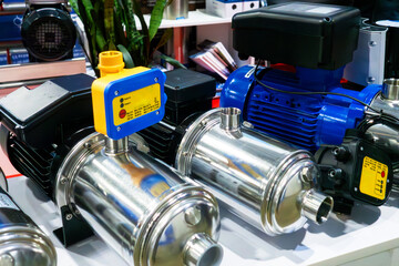 Water pumps with pressure regulator