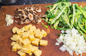 Wirsingpfanne Wirsinggem&uuml;se mit Speck Champignon