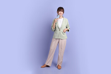 Fototapeta premium 20s Asian Businesswoman