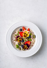 Porridge with edible flowers
