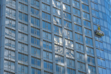 Clean the facade of the building