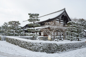 雪の東福寺　禅堂　京都市東山区