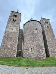 Obraz premium The only archcollegiate in Poland Archcollegiate of the Blessed Virgin Mary and St. Alexego in Tum (Laczyca Archcollegiate) – a church built in the 12th century ner Leczyca