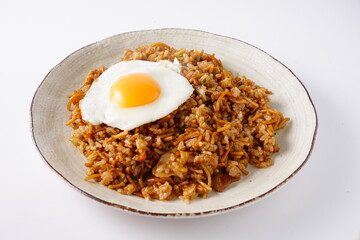 そばめしと目玉焼き