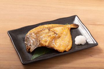 メダイ開き　焼き