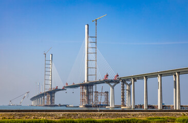 Obraz premium The Huangmaohai Bridge under construction in Zhuhai, Guangdong Province