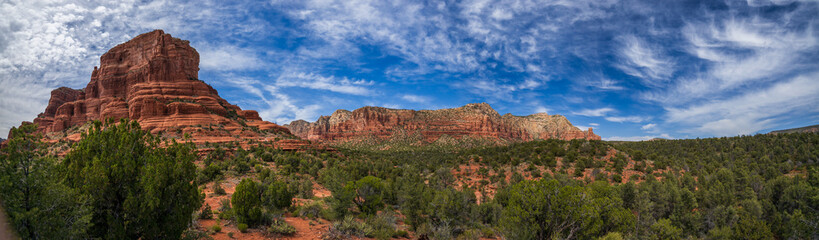 Fototapeta premium Desert mesa landscape with Courthouse Butte and dramatic sky