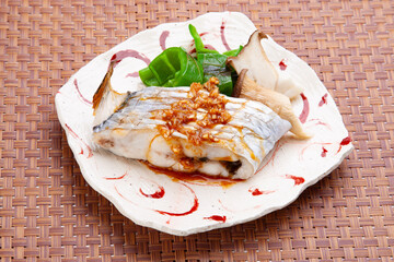 太刀魚の塩焼き、韓国風タレ掛け
