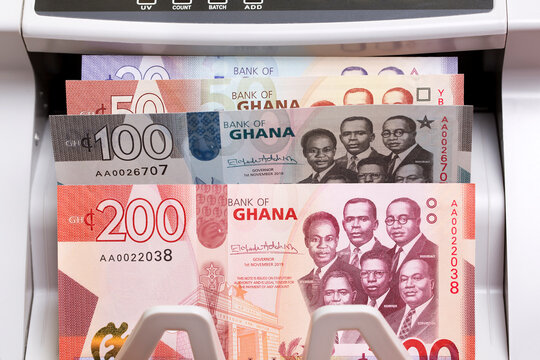 Ghanaian cedi in a counting machine