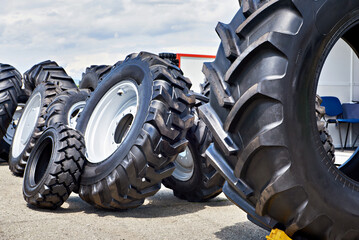 Rubber tire black for tractor agriculture