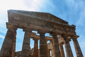 Fototapeta premium Close-up of the Temple of Hera II (also erroneously called the Temple of Neptune or of Poseidon), a Greek temple built in about 450BC in Paestum, Campania, Italy