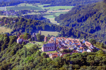Luftaufnahme der Burgfeste Dilsberg in Neckargemuend im UNESCO-Global-Geopark Bergstrasse-Odenwald;...