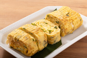 ［三陸産］めかぶ入り卵焼き