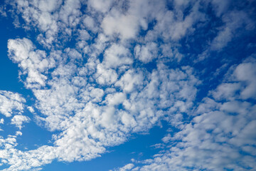 Obraz premium Panorama of the sky with particularly interesting clouds in Tuscany Italy