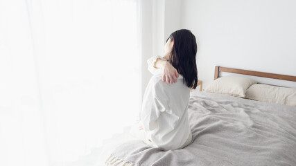 乾燥肌で悩む女性