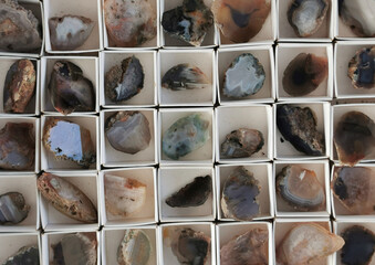 color agate mineral texture