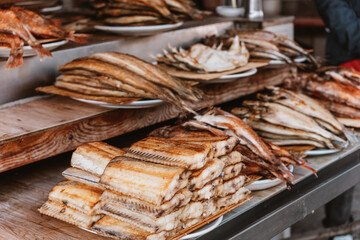 チャガルチ市場　屋台　焼き魚