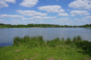 Blick auf den Rothsee bei Roth in Bayern in Deutschland