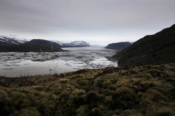 Landschaftsbild auf Island am Hoffelsjökull, Gletschersee