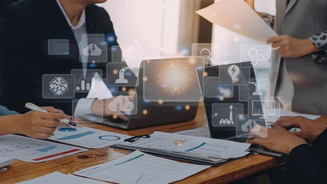 Digital transformation technology strategy, digitization and digitalization of business processes and data, optimize and automate operations, customer service management, internet and cloud computing