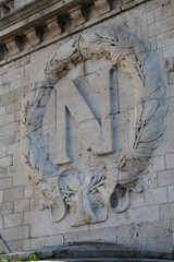 Napoleon III's coat of arms on the Saint Michel bridge in Paris - Blason de Napoléon III sur un le pont Saint Michel à Paris