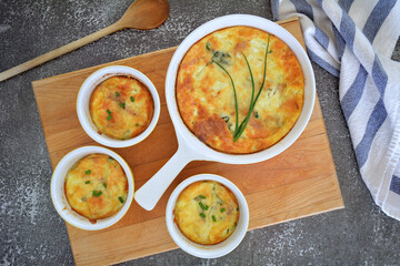 Spinache quiches flat lay