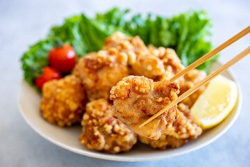 鶏のから揚げ