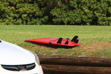 Device for playing sports in a city park on the Mediterranean coast