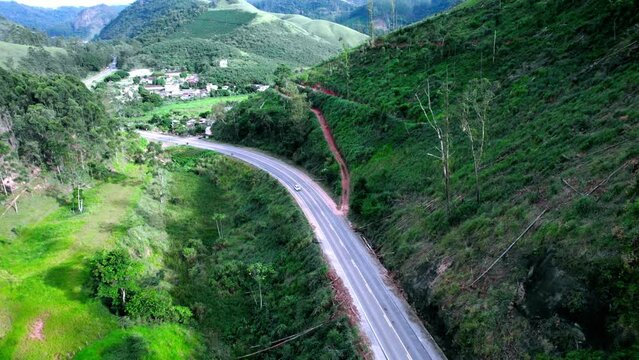 Vit&radic;&ge;ria, Brazil, highway leading through coffee region, farming industry