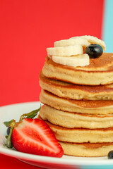 Pancakes with banana and honey