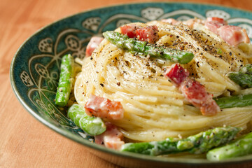 アスパラとベーコンのクリームパスタ