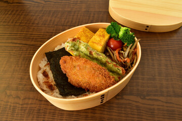 わっぱ弁当ののり弁