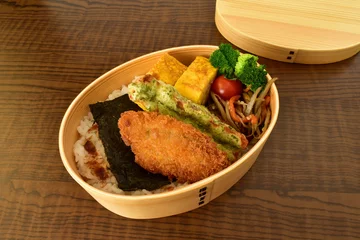わっぱ弁当ののり弁 © chi-