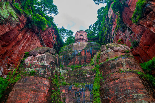 Leshan Giant Buddha, the largest stone Buddha on earth, Mount Emei Scenic Area, UNESCO World Heritage Site, Leshan, Sichuan, China