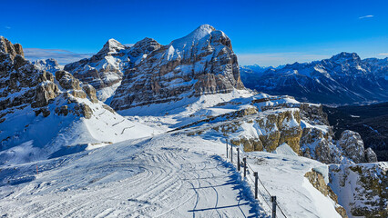 Mount Lagazuoi, Ampezzo Dolomites Natural Park, UNESCO World Heritage Site, Veneto, Dolomites, Italy
