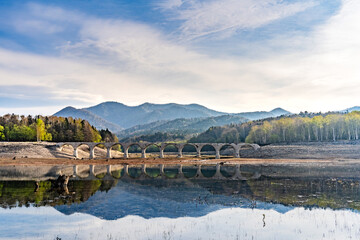 北海道　タウシュベツ川橋梁