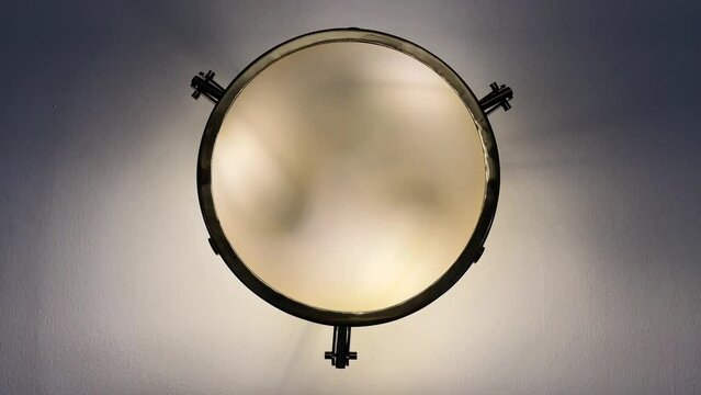 Wall mounted decorated lamp incandescent lights Hz flickering due wrong frame rate