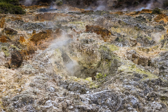 Sulphur and other minerals at an active fumarole field by Lake Linow, a volcanic attraction south of Tomohon city, Lake Linow, Tomohon, North Sulawesi, Indonesia