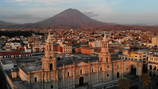 
Arequipa Cathedral and the Misti Volcano from the main square
