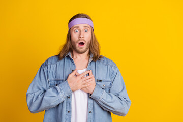 Photo portrait of attractive young hippie man touch chest frightened wear trendy denim outfit...