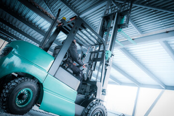 Diesel forklift, work with cargo in warehouses and cargo terminals.