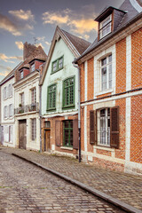 Amiens, façades des maisons du quartier historique de la cathédrale.